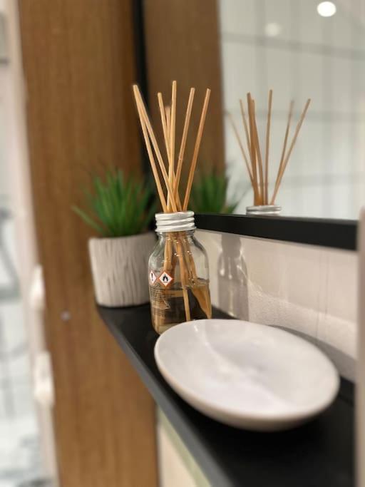 Entire Flat In Ealing Appartement *